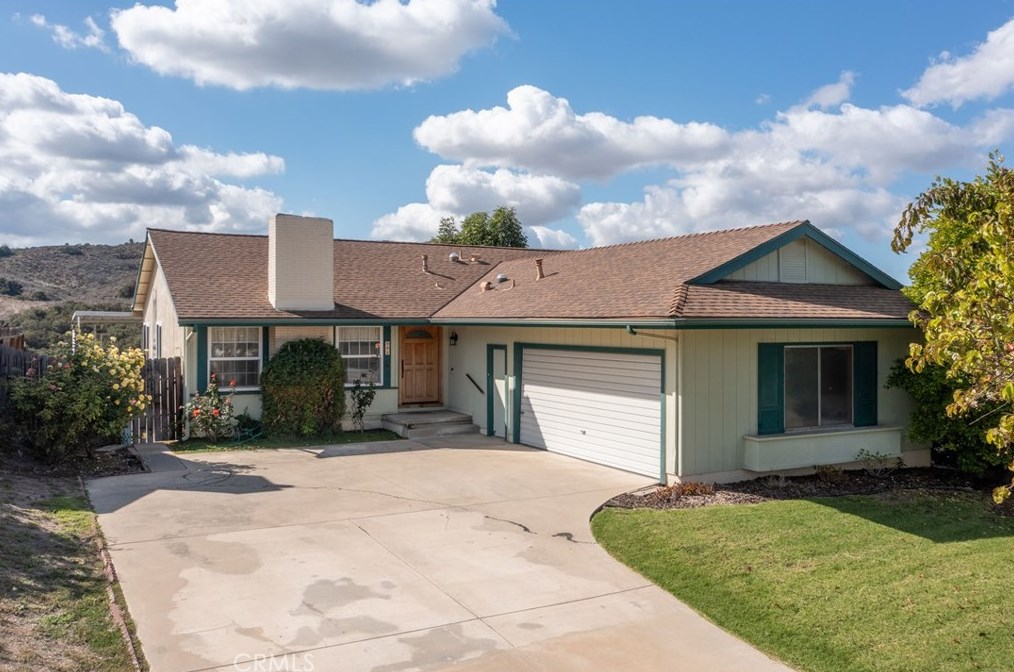 592 Avenida De Las Flores, Thousand Oaks, CA 91360-1506