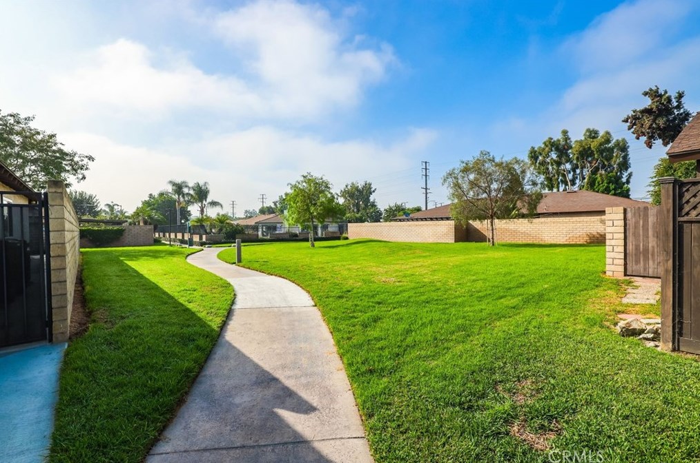 923 S Paula Ln, Anaheim, CA 92805