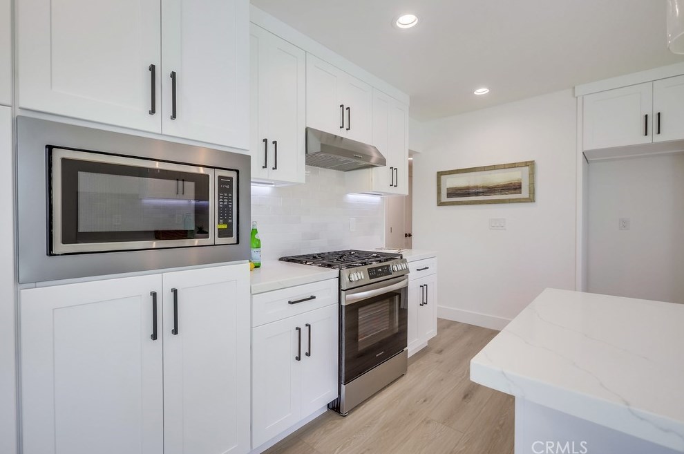 676 S Chipwood St, Orange, CA 92869