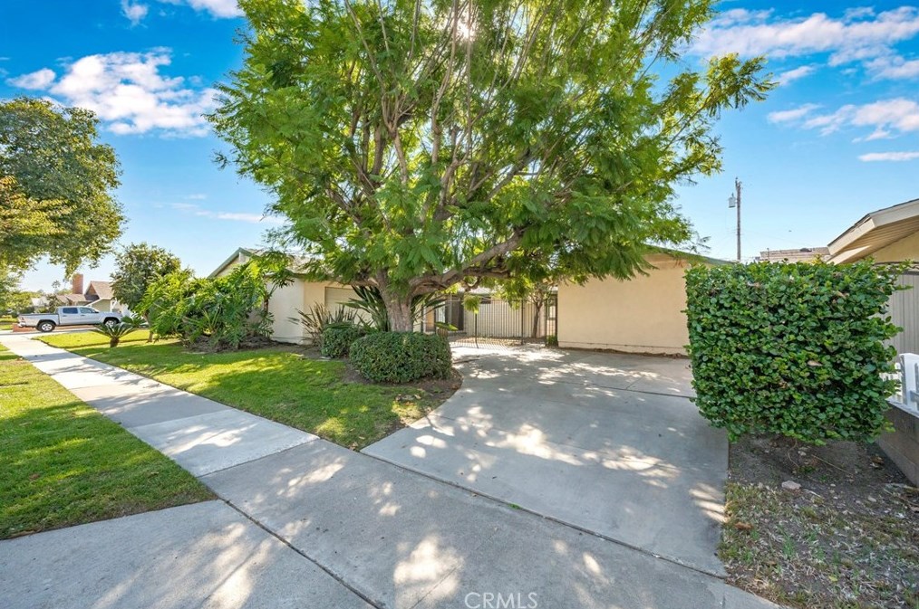 3262 Ruth Elaine, Los Alamitos, CA 90720