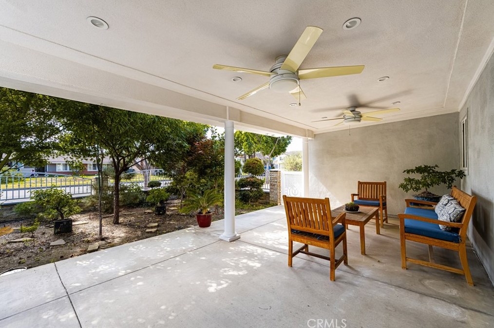 8425 Neptune Dr, Buena Park, CA 90620