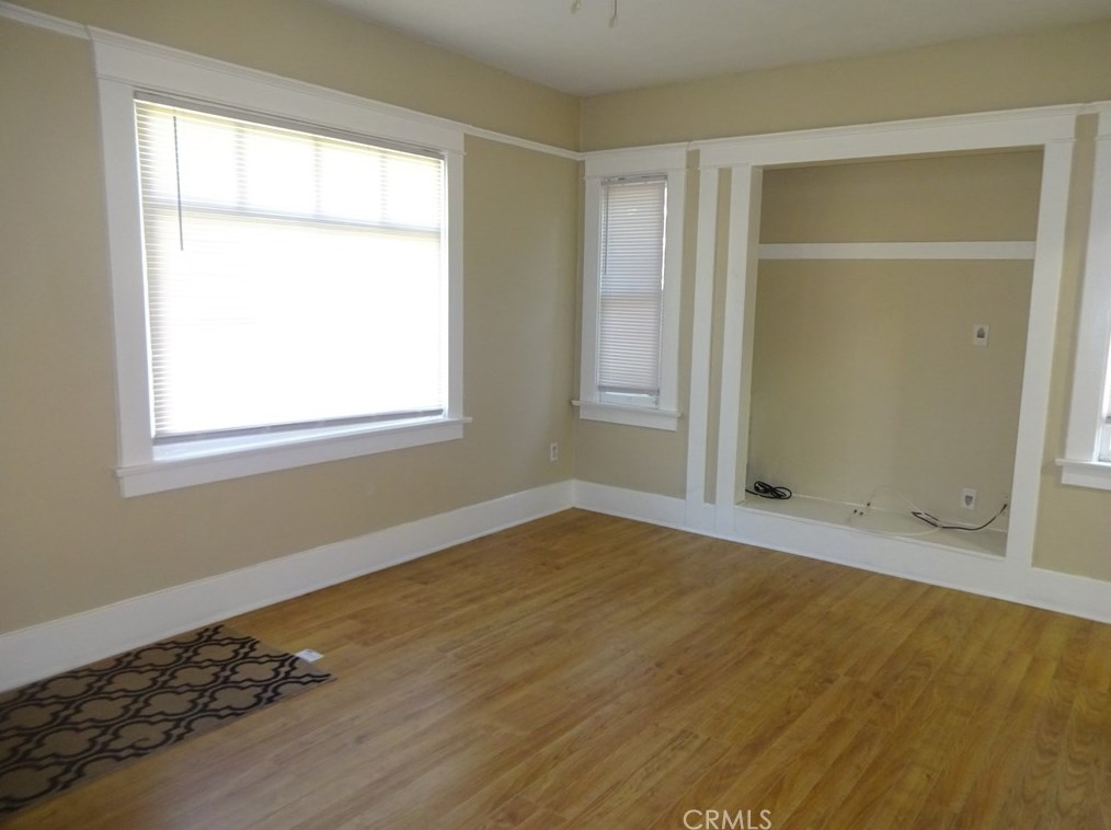 3624 E 6th St, Long Beach, CA 90814