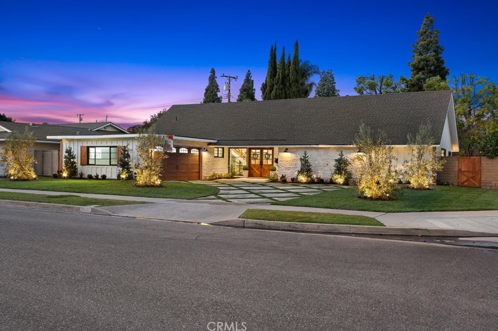 3031 E Elgin Pl, Orange, CA 92869