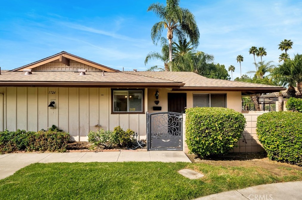 1724 E Commonwealth Ave #104, Fullerton, CA 92831