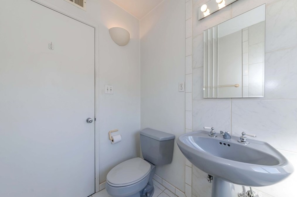 13633 Biola Ave, La Mirada CA  90638-3045 exterior