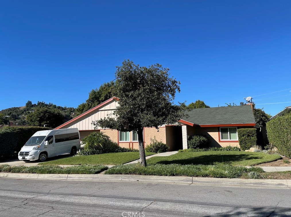 2349 Arroyo Blvd, Pasadena CA  91103-1002 exterior