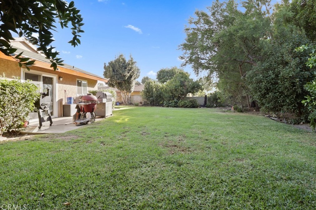 2349 Arroyo Blvd, Pasadena CA  91103-1002 exterior