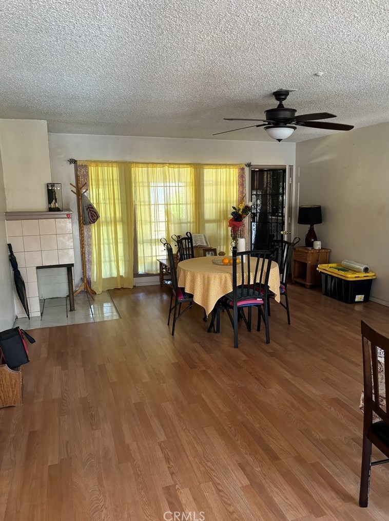 1553 102nd St, Los Angeles CA  90003-4705 exterior