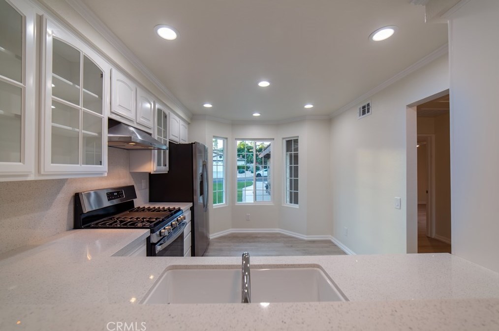 3820 Black Forest Ln, Yorba Linda CA  92886-7903 exterior