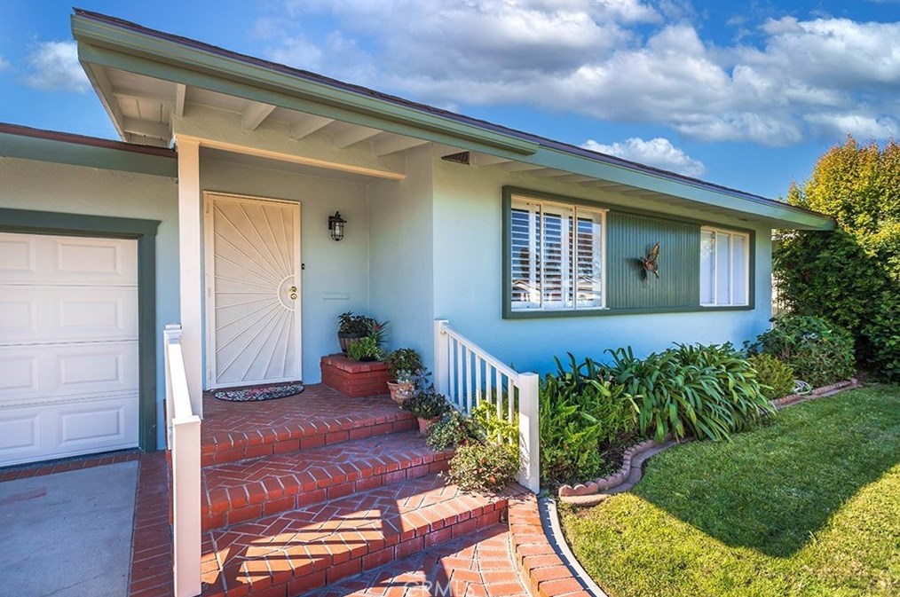 15203 Elmbrook Dr, La Mirada, CA 90638