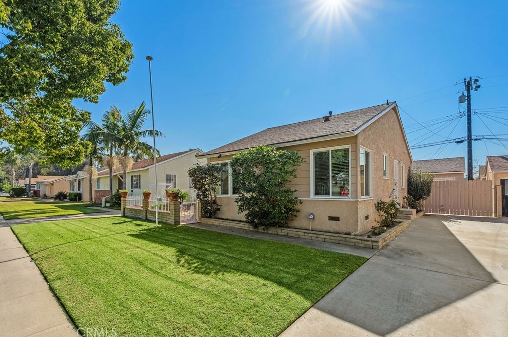 10622 Meadow Rd, Norwalk, CA 90650