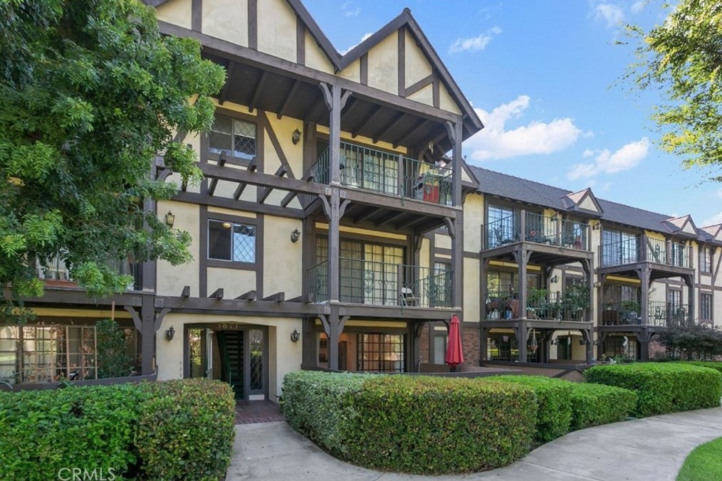 3673 S Bear St #e, Santa Ana, CA 92704