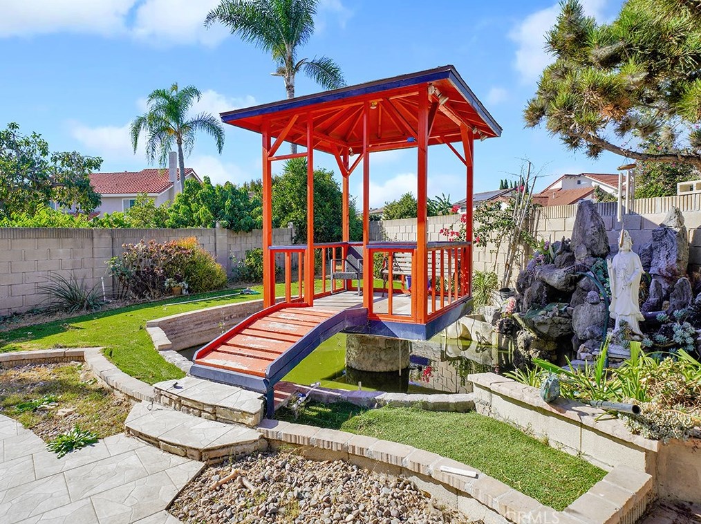 16803 Mount Fletcher Cir, Santa Ana CA  92708-3011 exterior