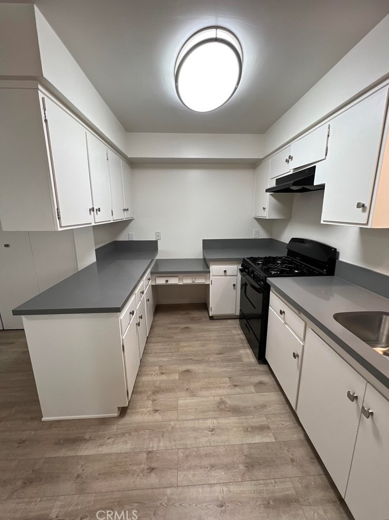 3136 Pearl Dr, Fullerton, CA 92831