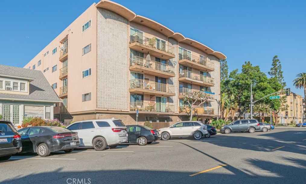 545 Chestnut Ave #409, Long Beach, CA 90802