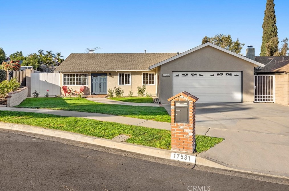 17531 Pine Cir, Yorba Linda, CA 92886