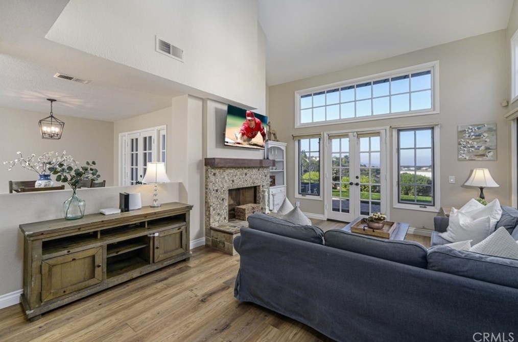 964 S Rim Crest Dr #9, Anaheim, CA 92807
