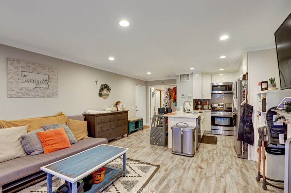 3683 S Bear St #a, Santa Ana, CA 92704