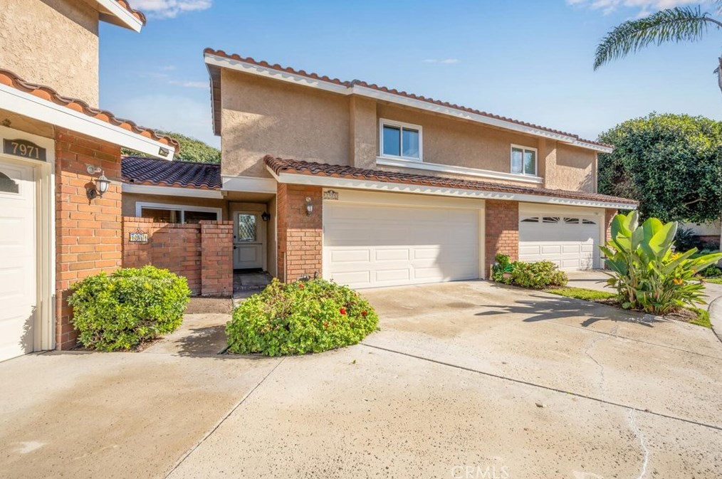 7975 Seawall Cir, Huntington Beach, CA 92648-5466