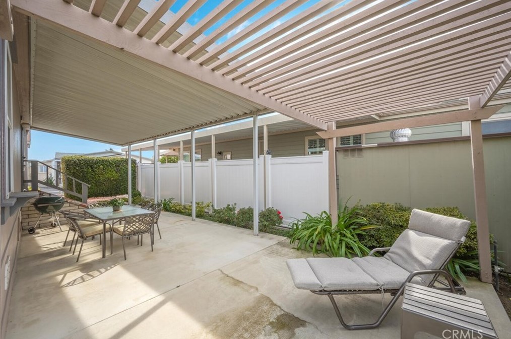 16222 Monterey Ln #170, Huntington Beach, CA 92649