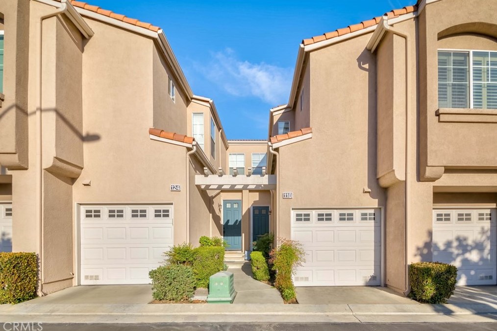 118 Sweet Ln, Placentia, CA 92870