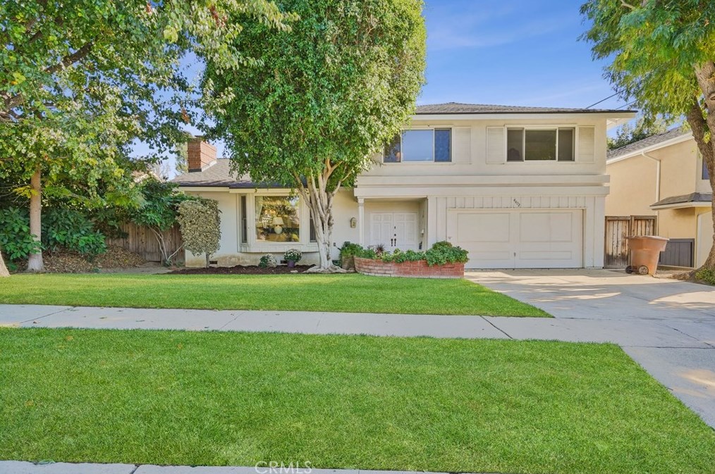 4402 Dorthea St, Yorba Linda, CA 92886-2626