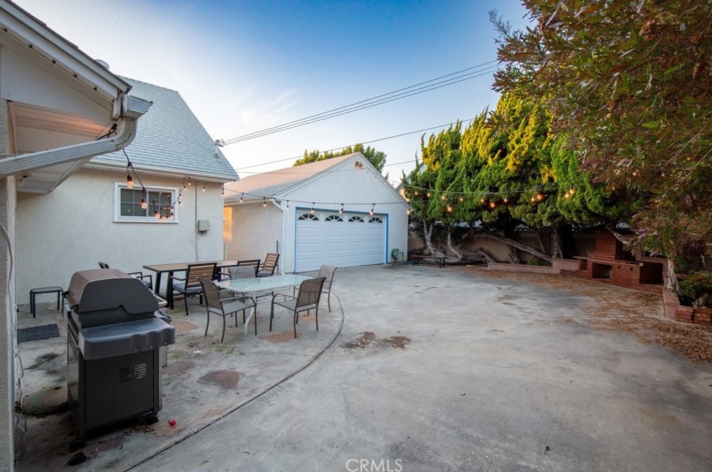 6031 Modoc Rd, Westminster CA  92683-2048 exterior