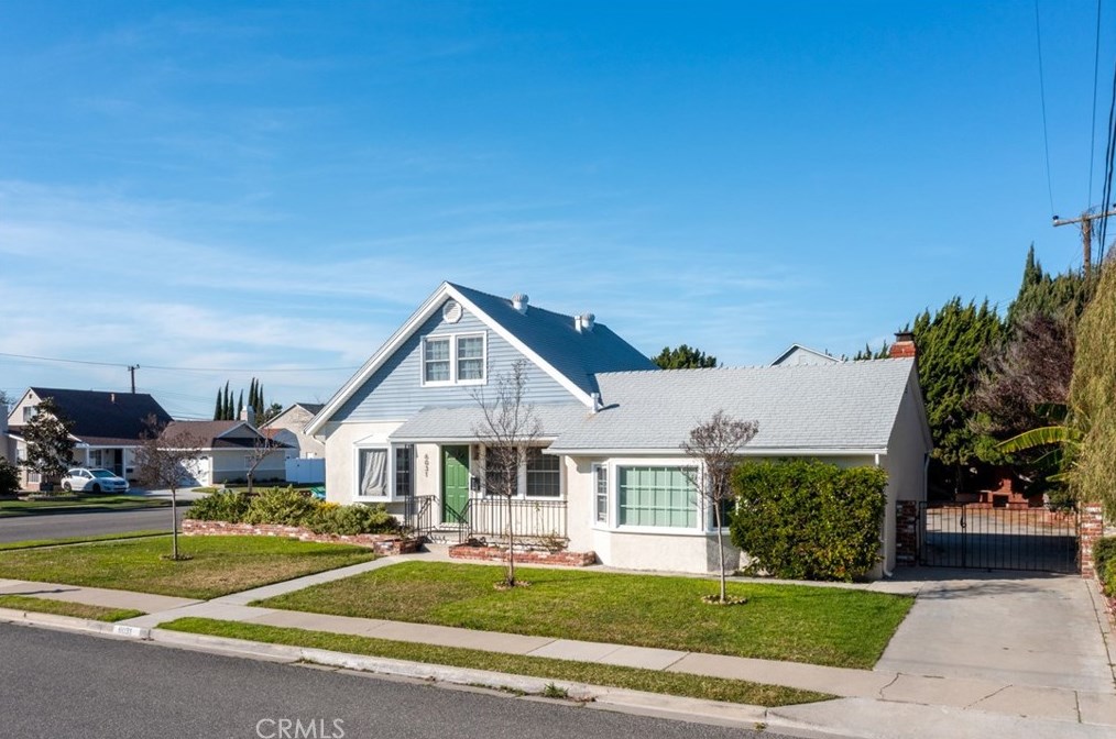 6031 Modoc Rd, Westminster CA  92683-2048 exterior