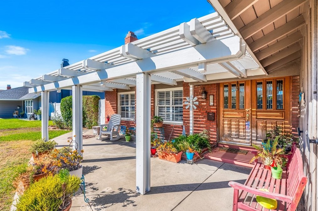 223 Napoli Dr, Brea, CA 92821