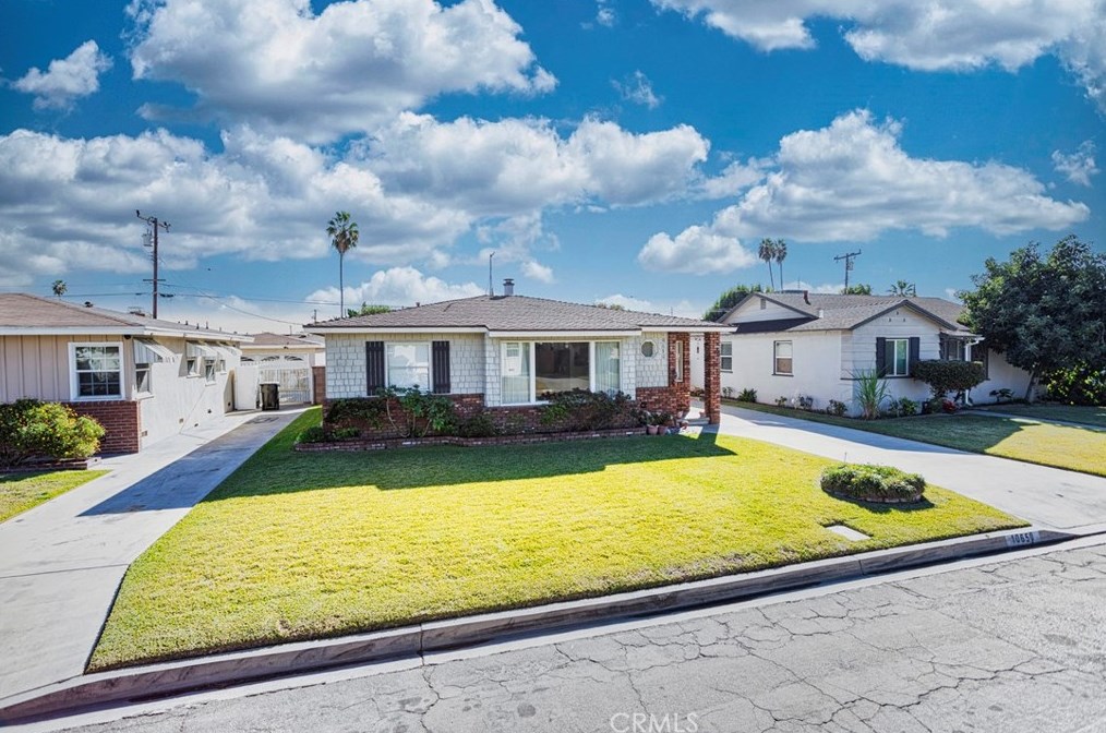 10650 Roseglen St, Temple City, CA 91780