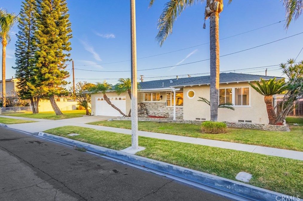 9862 Calmada Ave, Whittier, CA 90605