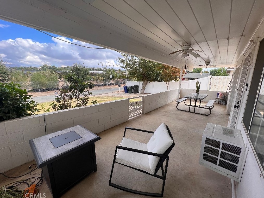 2320 Onota Ave, Riverside, CA 92504