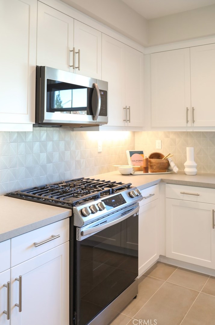 1407 Indian Hill Blvd, Claremont CA  91711-2726 exterior