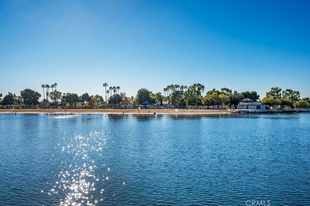 6114 Marina Pacifica Dr #59, Long Beach, CA 90803