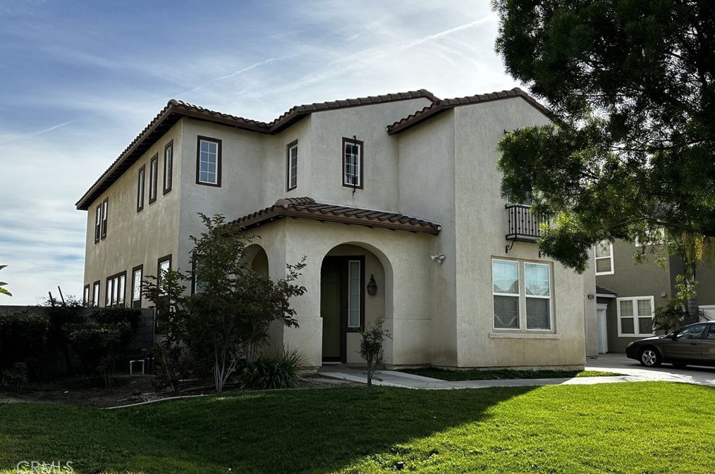 8268 Yarrow Ln, Riverside CA  92508-3537 exterior