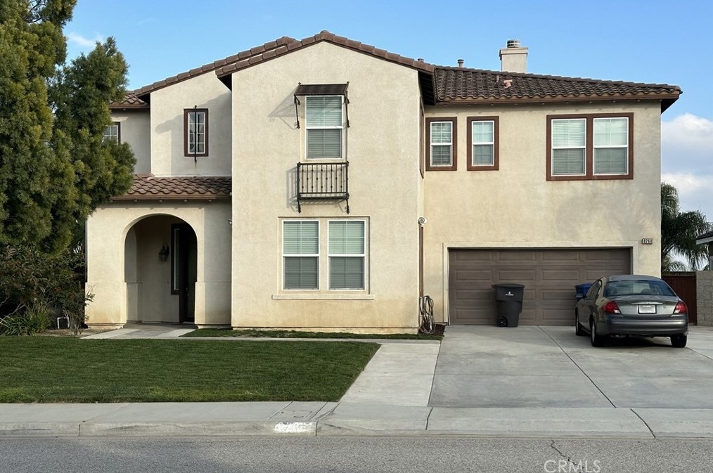 8268 Yarrow Ln, Riverside CA  92508-3537 exterior