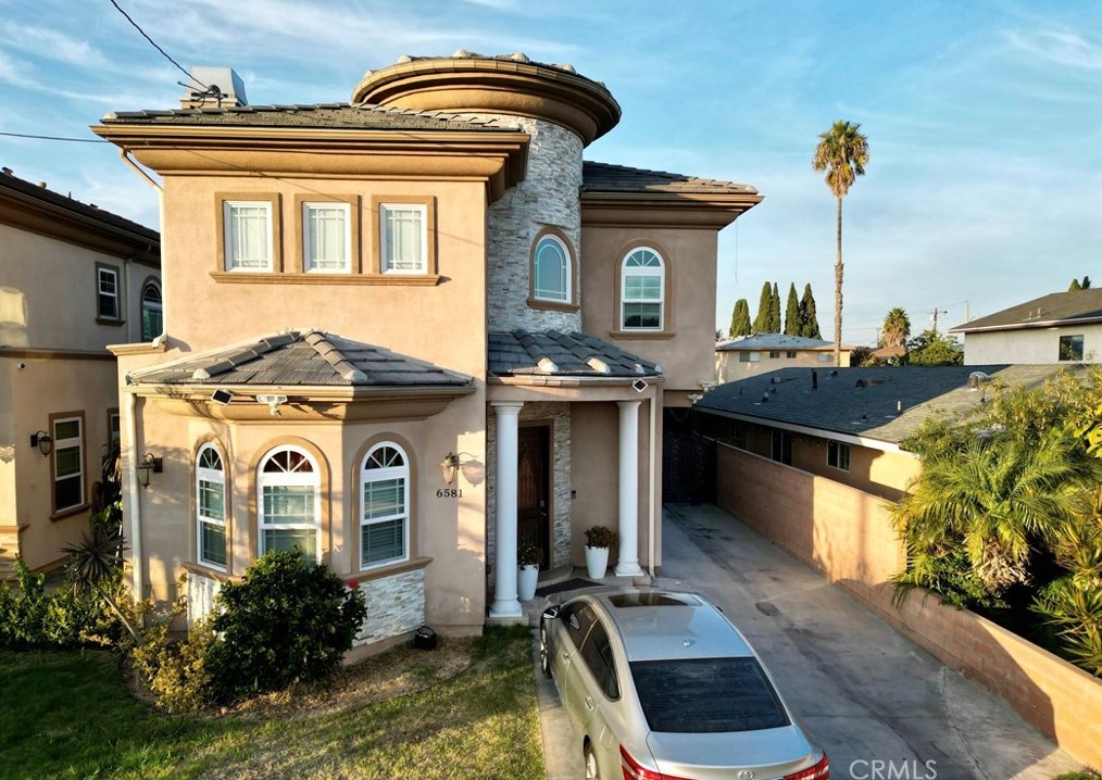 6581 Walt St, Westminster, CA 92683-3633