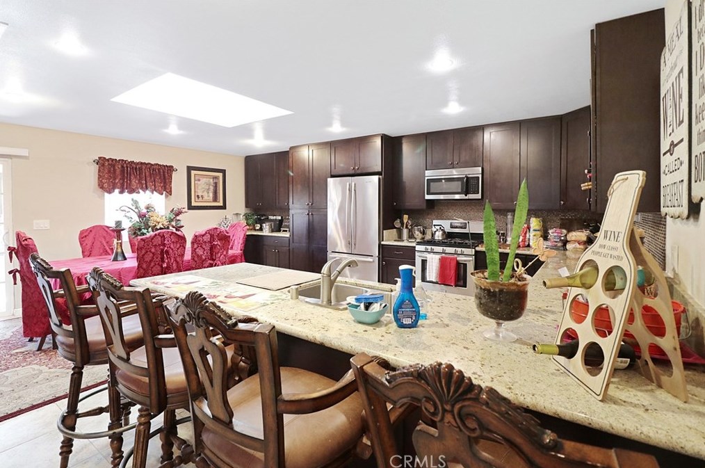11270 Reddiford Ct, Riverside, CA 92505