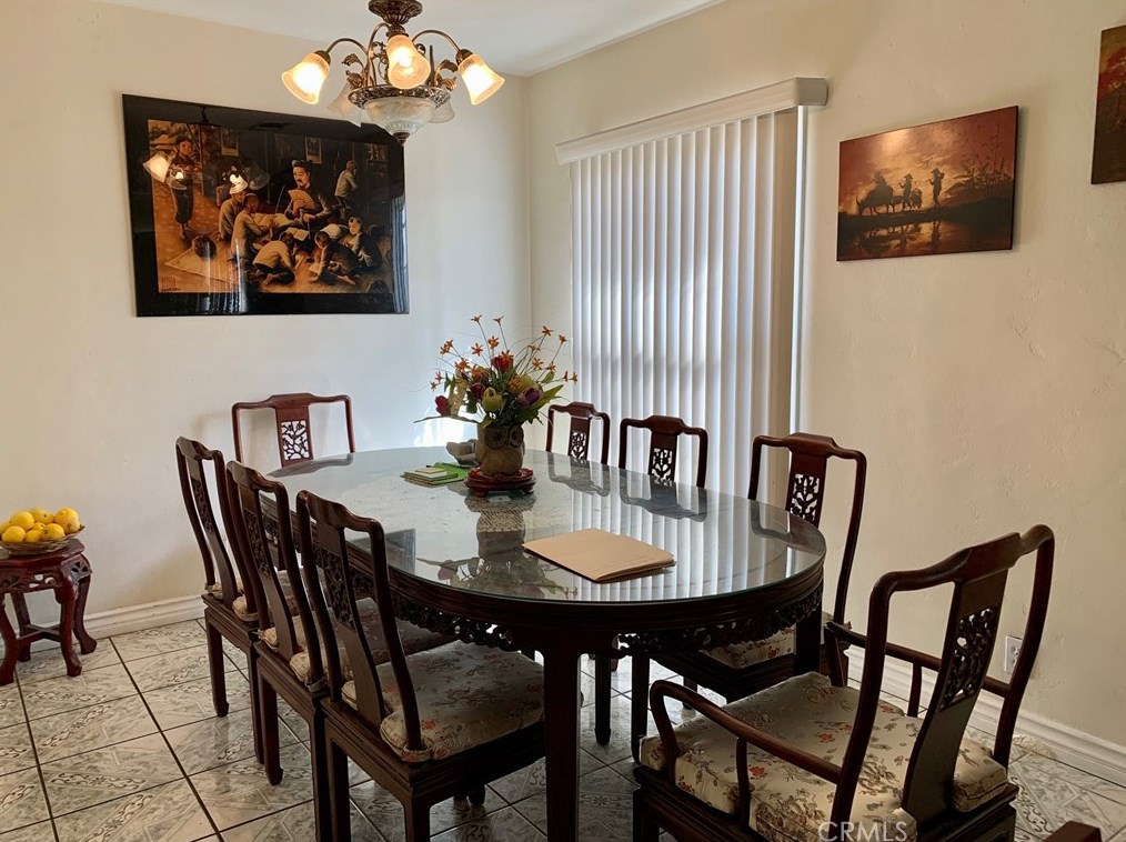 2132 Towne Ave, Pomona, CA 91766-6222