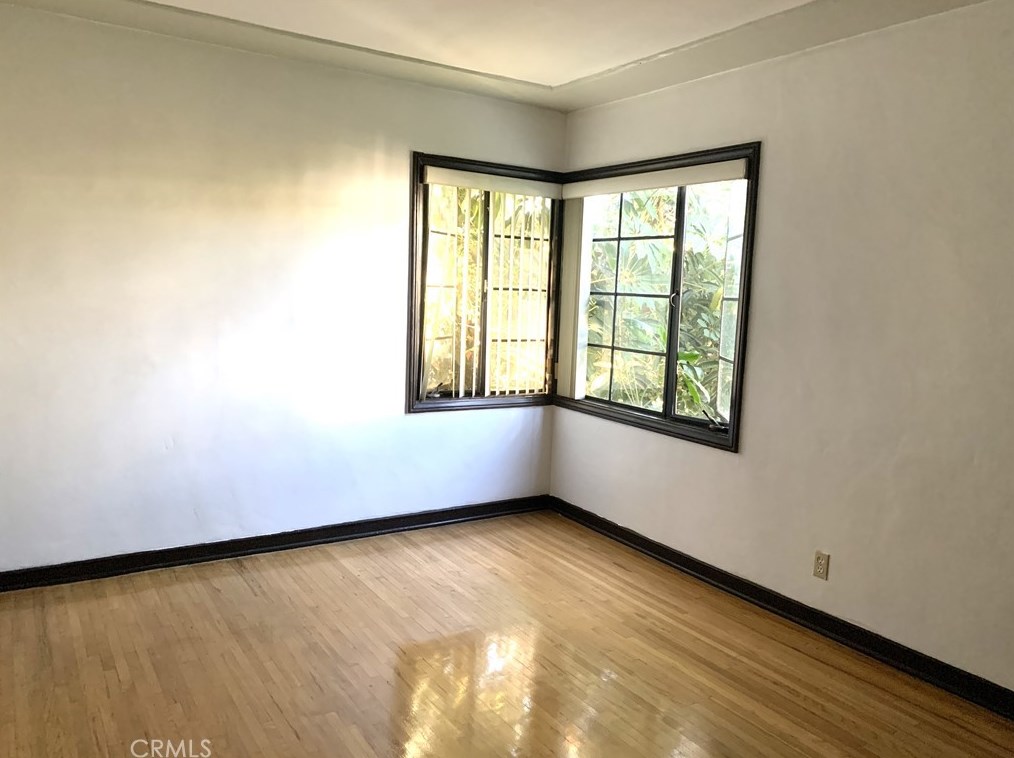 2527 5th St, Los Angeles CA  90057-1855 exterior