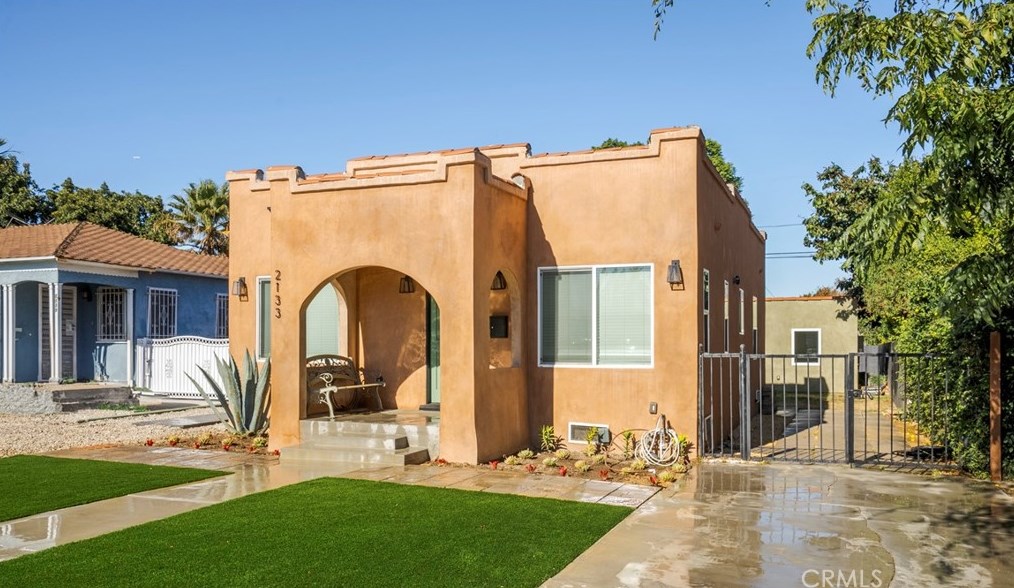 2133 74th St, Los Angeles CA  90047-2119 exterior
