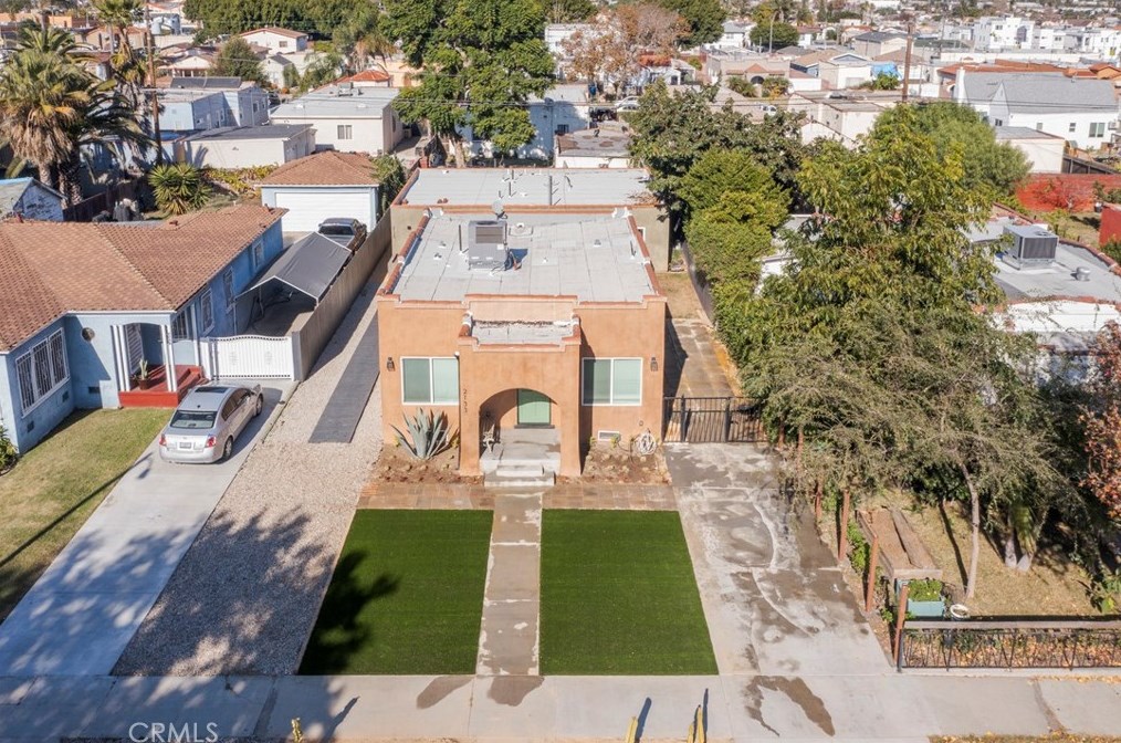 2133 74th St, Los Angeles CA  90047-2119 exterior