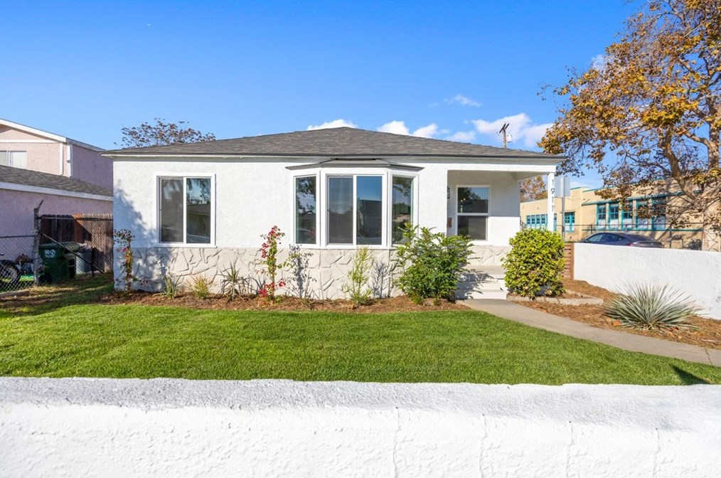 1911 E San Vincente St, Compton, CA 90221