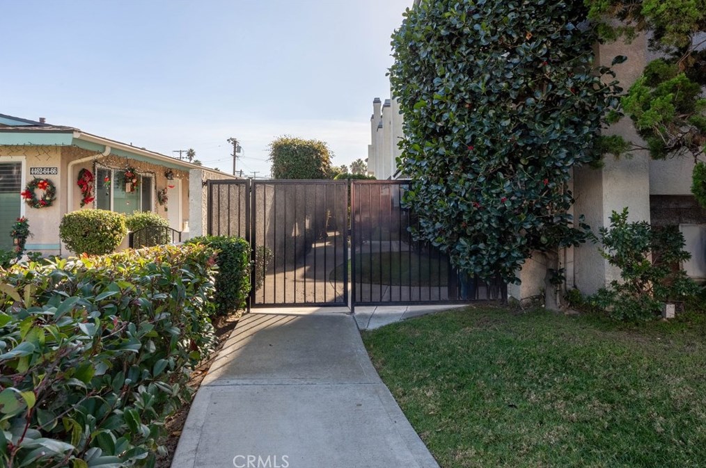 4452 Howard Ave #10, Los Alamitos, CA 90720