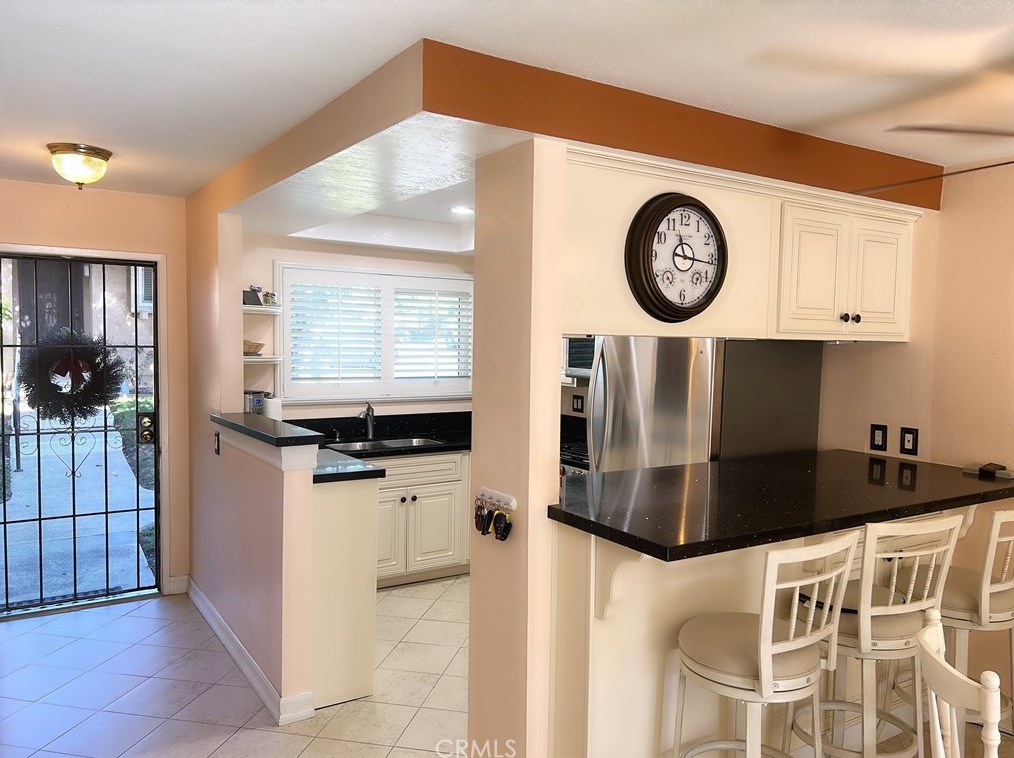 768 W Lambert Rd #124, La Habra, CA 90631