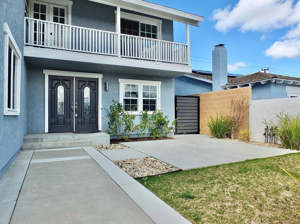 24503 Ravenna Ave, Long Beach, CA 90745