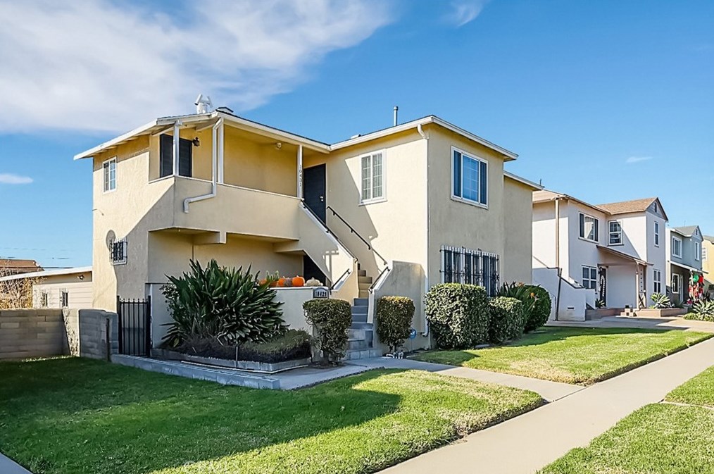 10429 Haas Ave, Los Angeles, CA 90047-4333