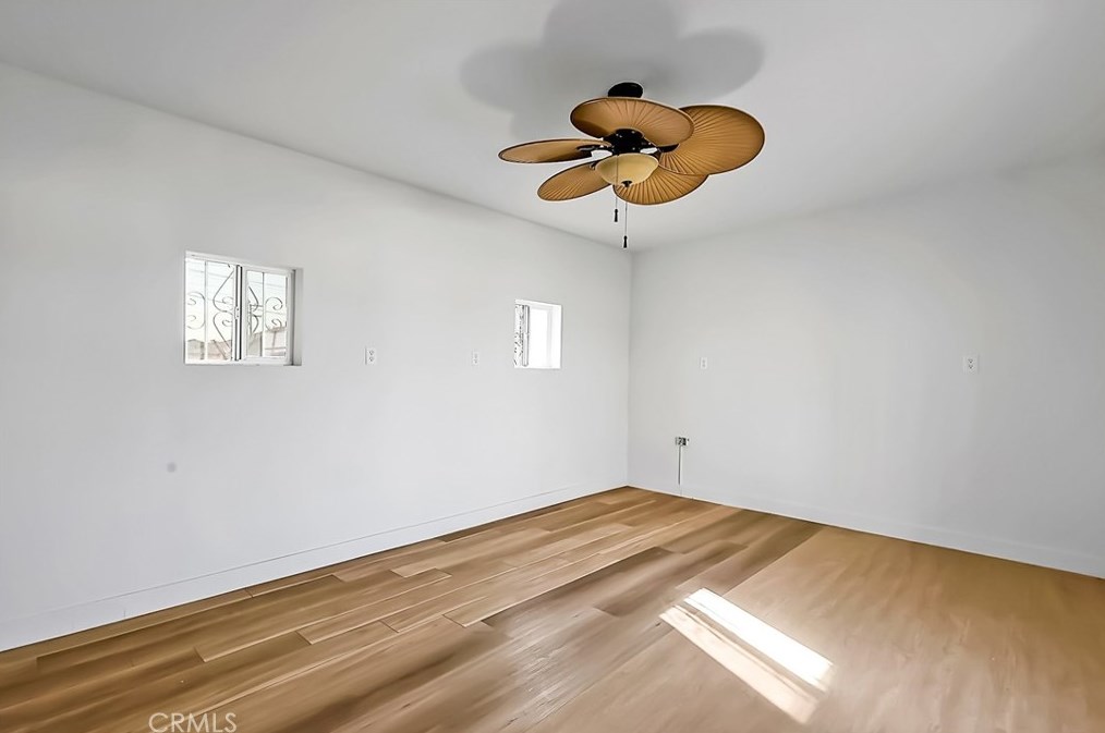 10429 Haas Ave, Los Angeles CA  90047-4333 exterior