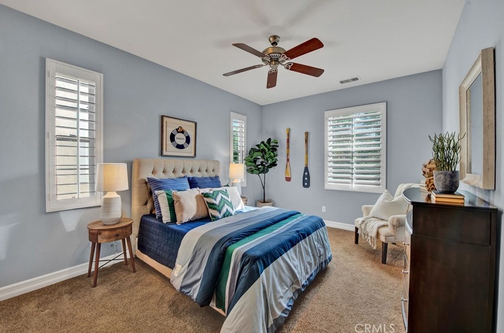 106 Symphony, Irvine CA  92603-0689 exterior