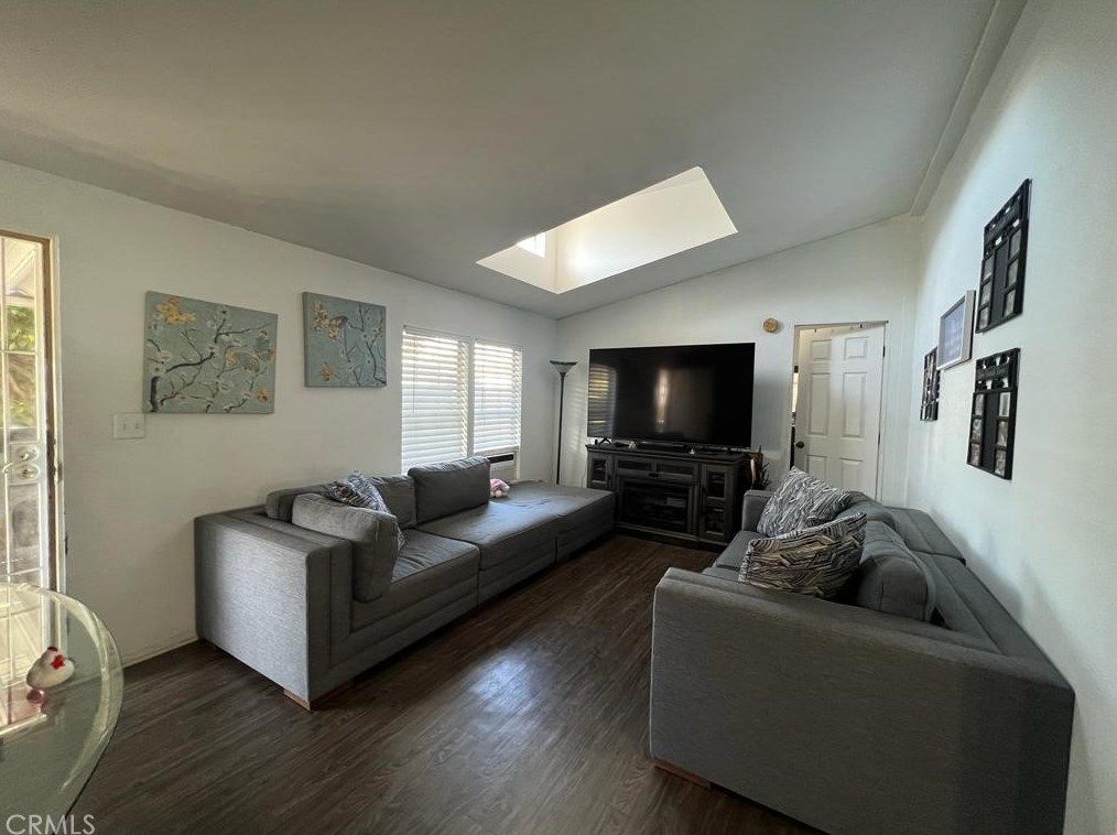 4080 W 1st St #271, Santa Ana, CA 92703